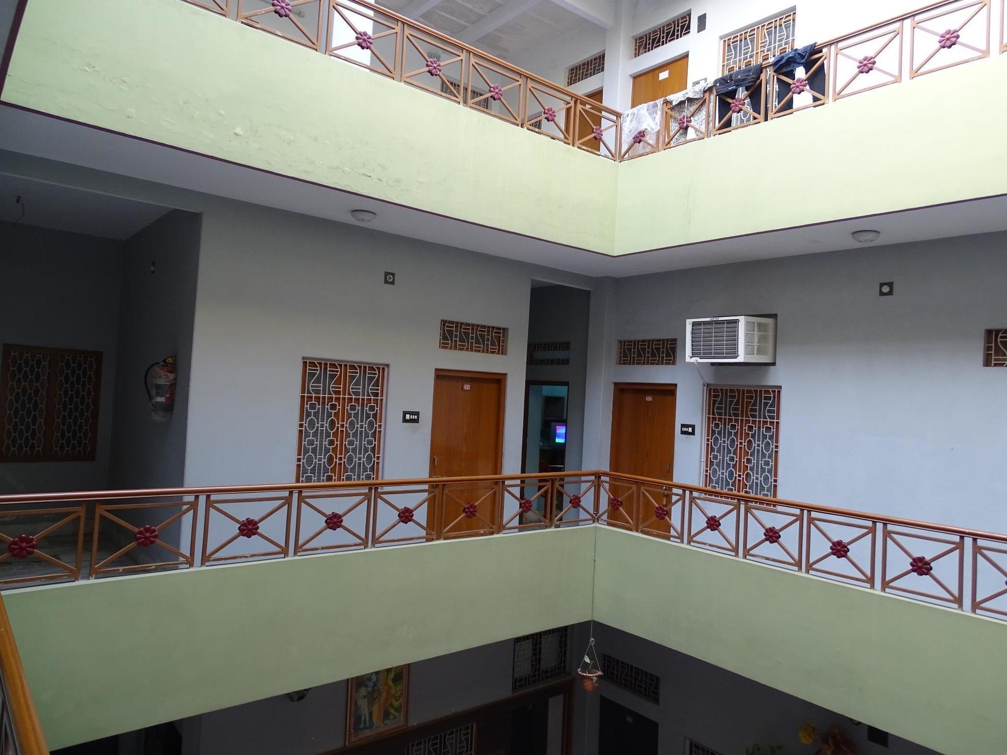 Teerth Guest House Varanasi Ngoại thất bức ảnh