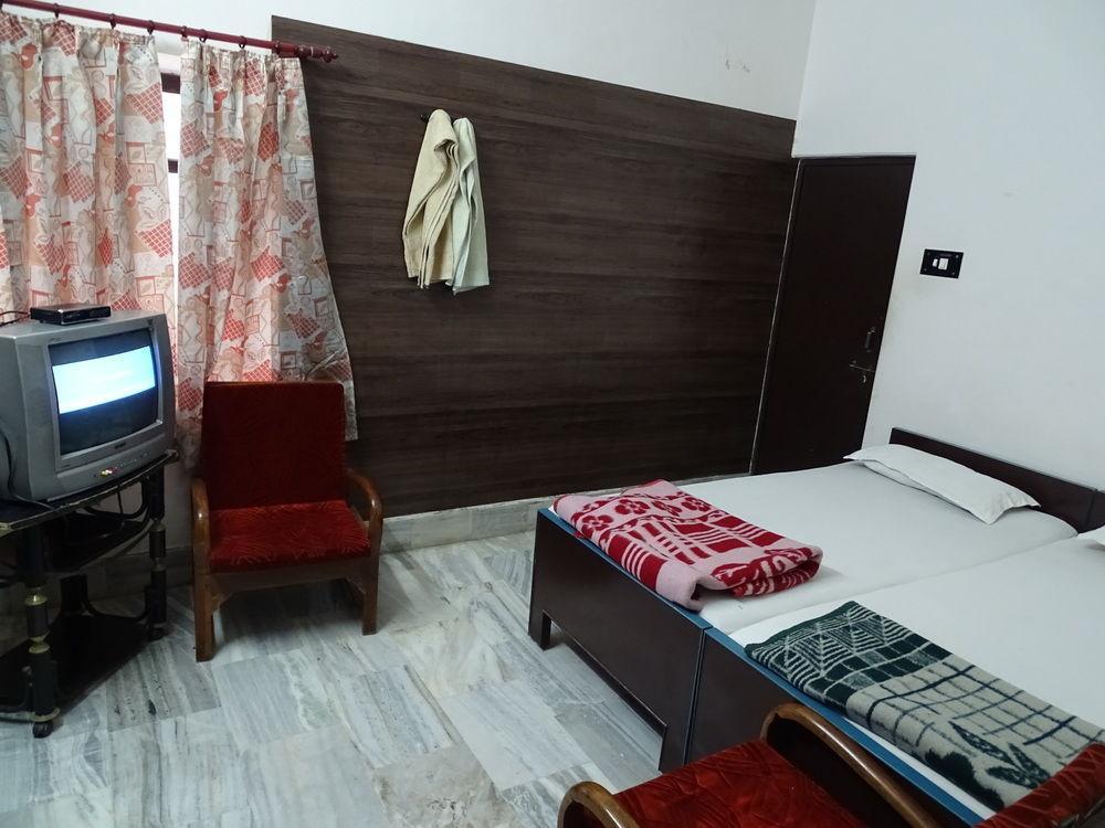 Teerth Guest House Varanasi Ngoại thất bức ảnh