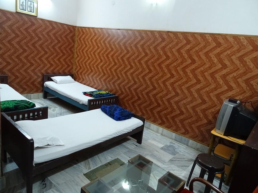 Teerth Guest House Varanasi Ngoại thất bức ảnh