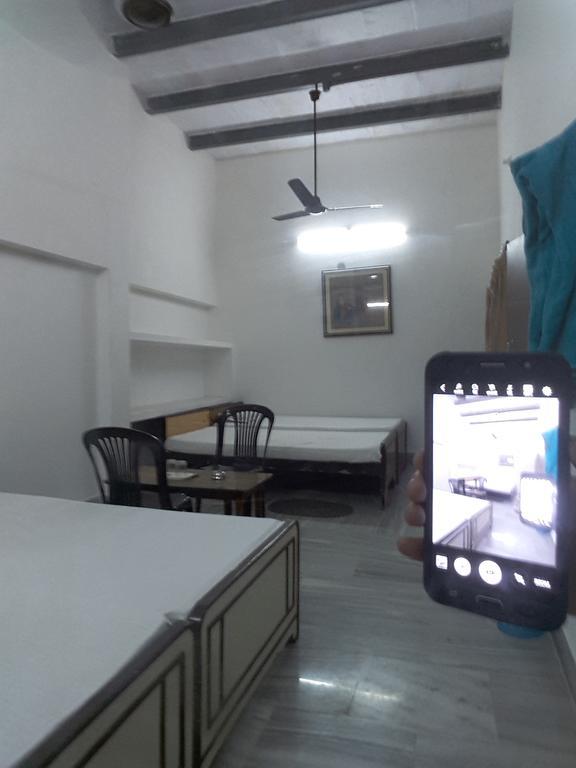 Teerth Guest House Varanasi Ngoại thất bức ảnh