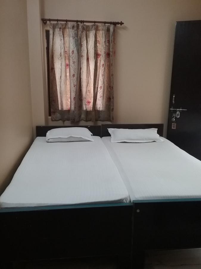 Teerth Guest House Varanasi Ngoại thất bức ảnh