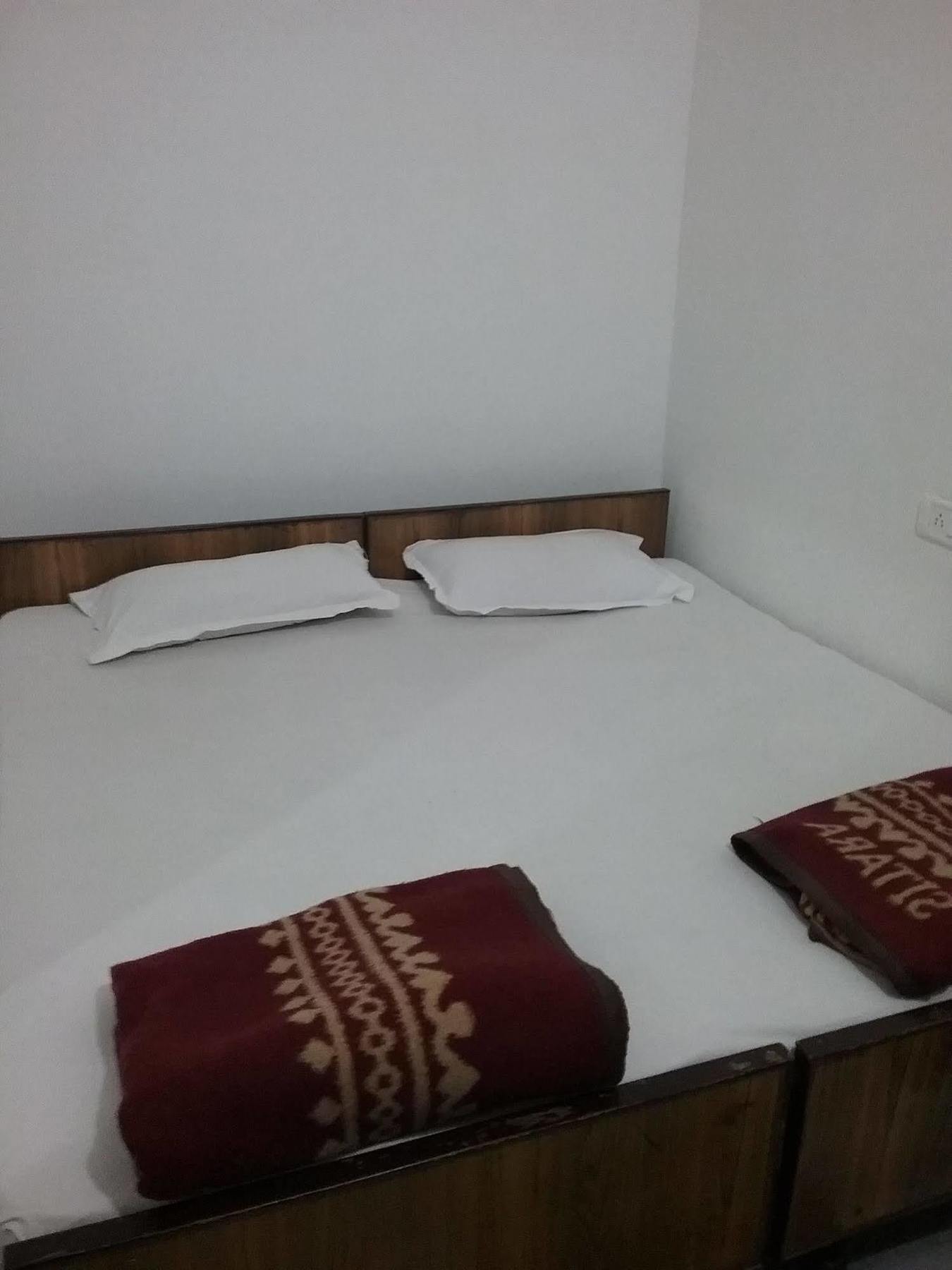 Teerth Guest House Varanasi Ngoại thất bức ảnh