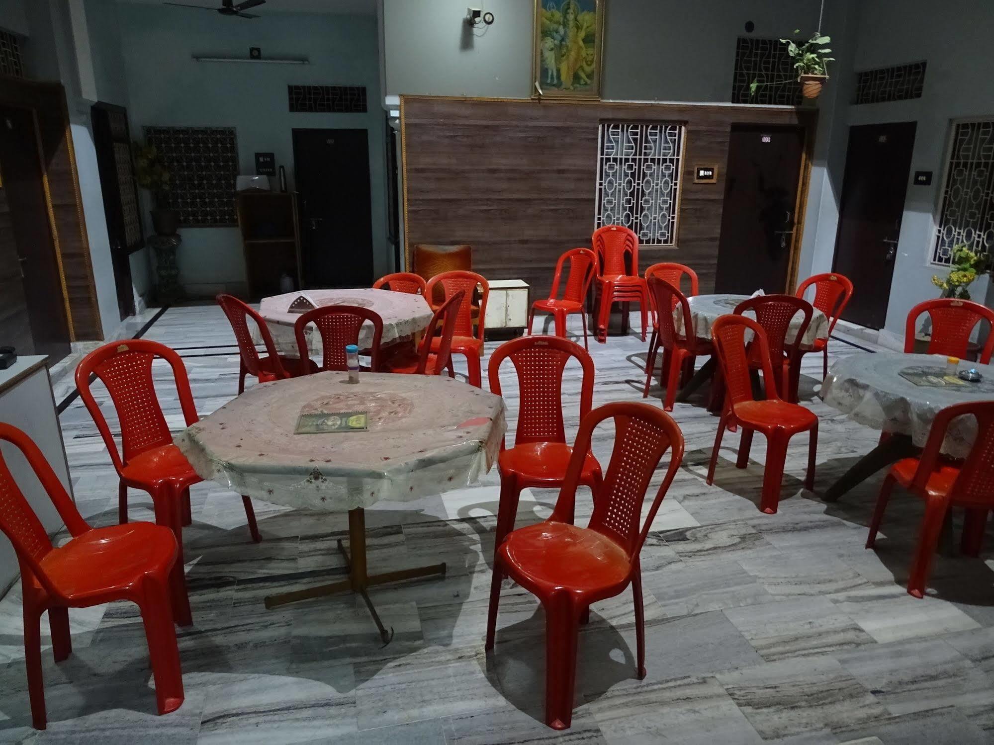 Teerth Guest House Varanasi Ngoại thất bức ảnh