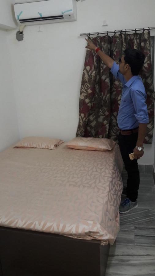 Teerth Guest House Varanasi Ngoại thất bức ảnh